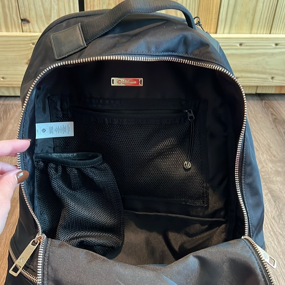 Lululemon Backpack - Picture 4 of 4